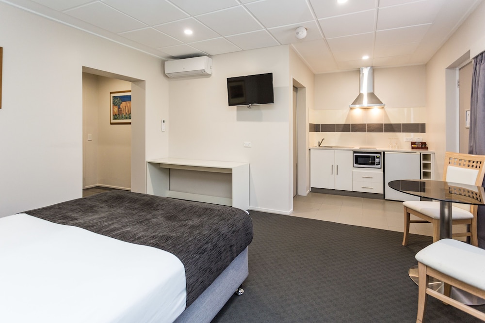Country Comfort Amity Motel 14/57