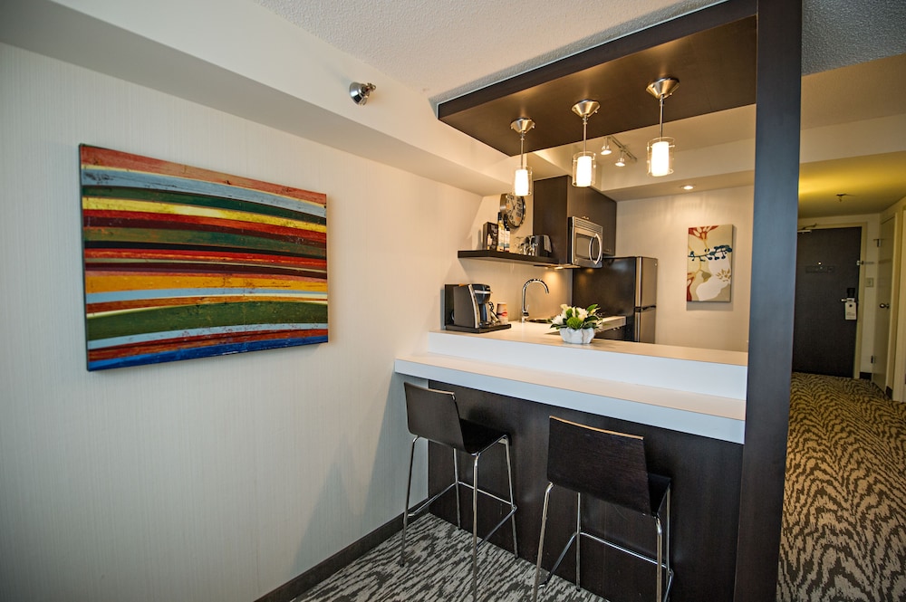 CAMBRIDGE SUITES HALIFAX HOTEL 3/64
