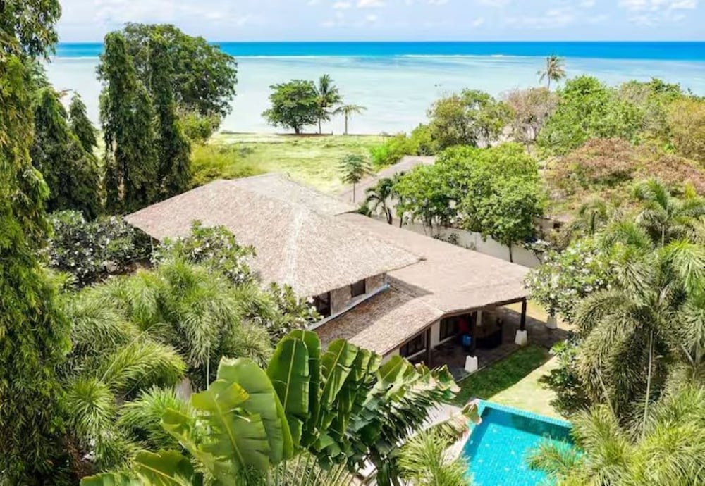 Beach Republic Koh Samui 48/50