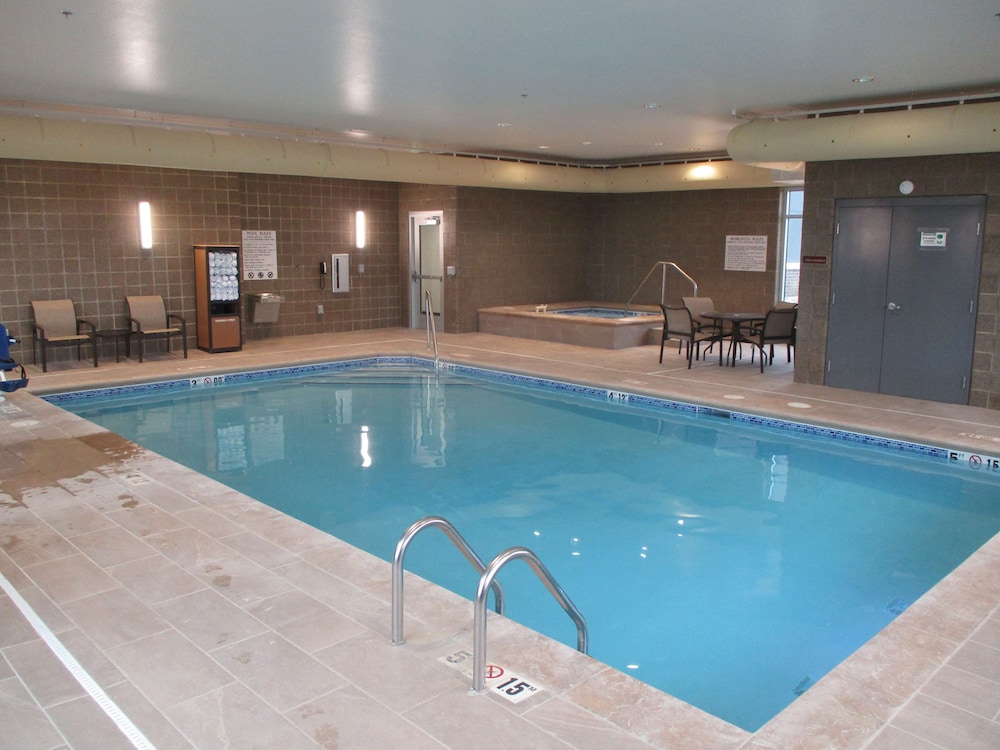 Best Western Plus Lakeview Hotel 1/48