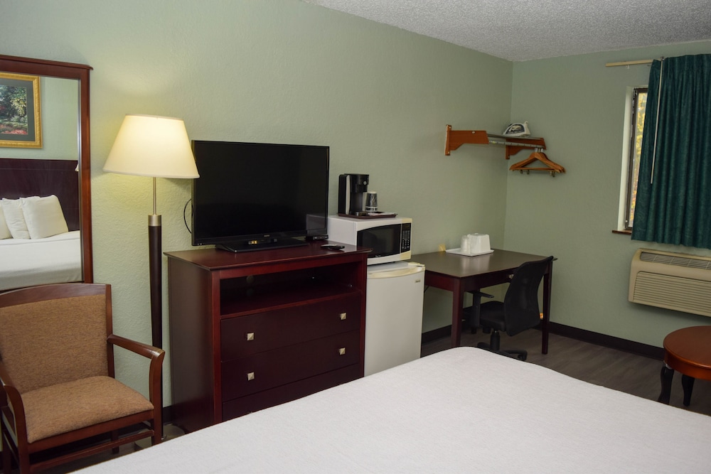 Corning Inn 22/48