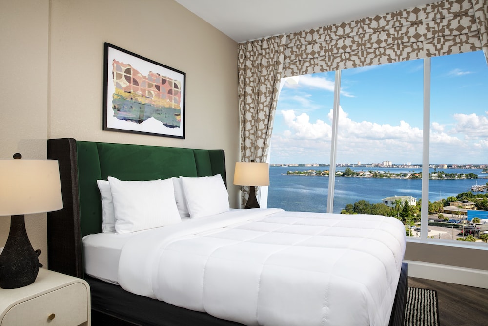 Bellwether Beach Resort 14/54