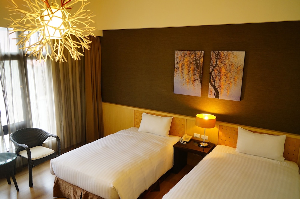 Lealea Garden Hotels-Moon Lake 9/45