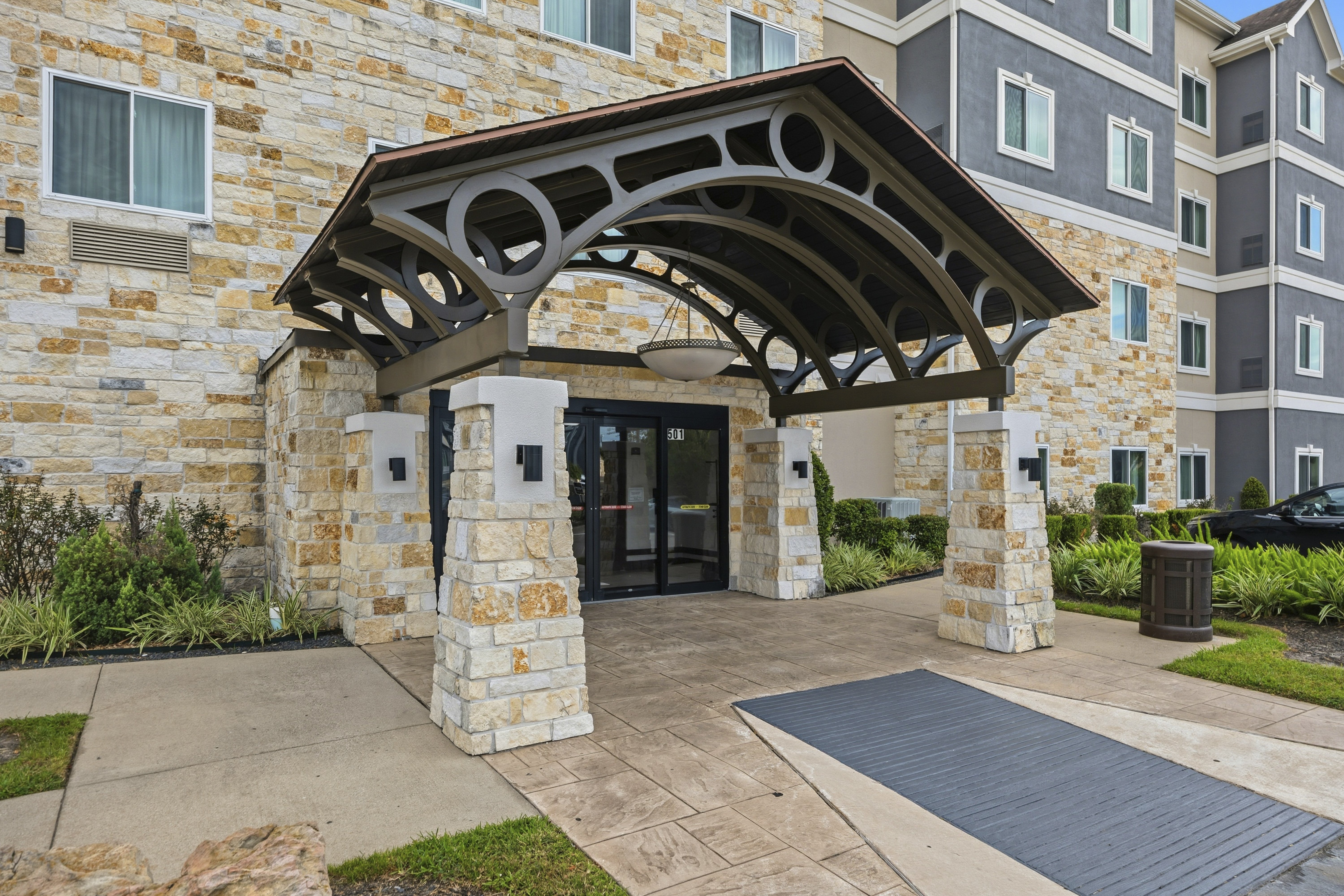 Staybridge Suites Houston-Nasa/Clear Lake 64/80