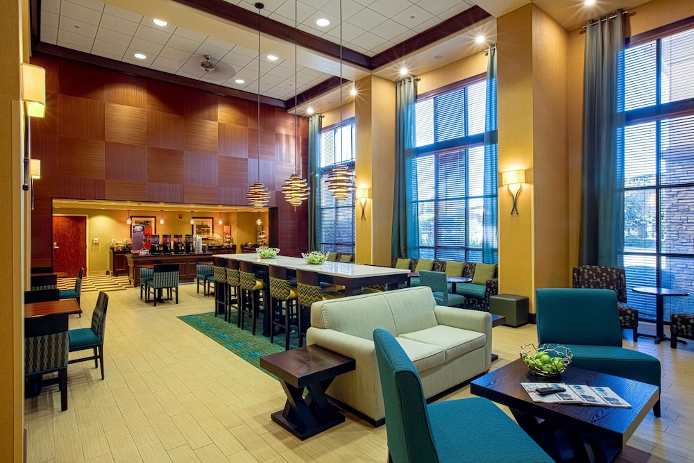 Hampton Inn and Suites Sacramento-Elk Grove Laguna I-5 31/50