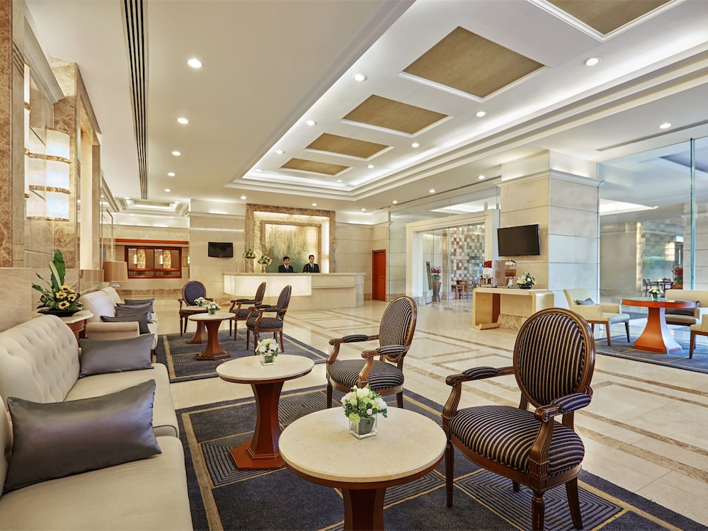 Centre Point Hotel Sukhumvit 10 100/114