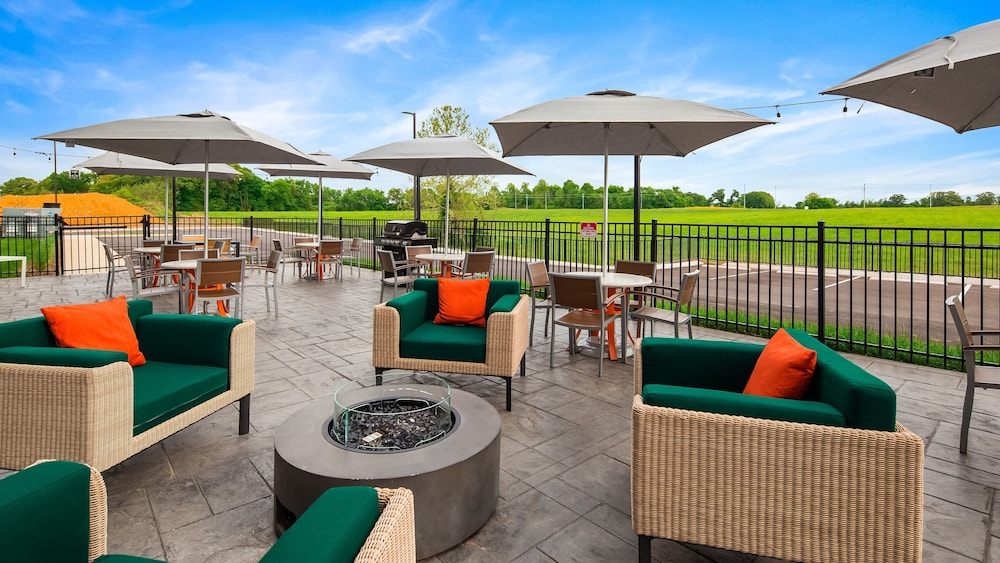 Holiday Inn - Clarksville Northeast, an IHG Hotel 63/69