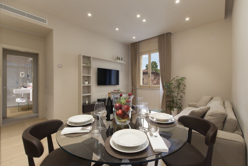Oriana Suites Verona 35/51