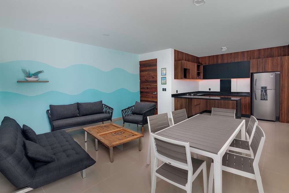 Angelina 28 Beachfront by Nah Hotels 31/53