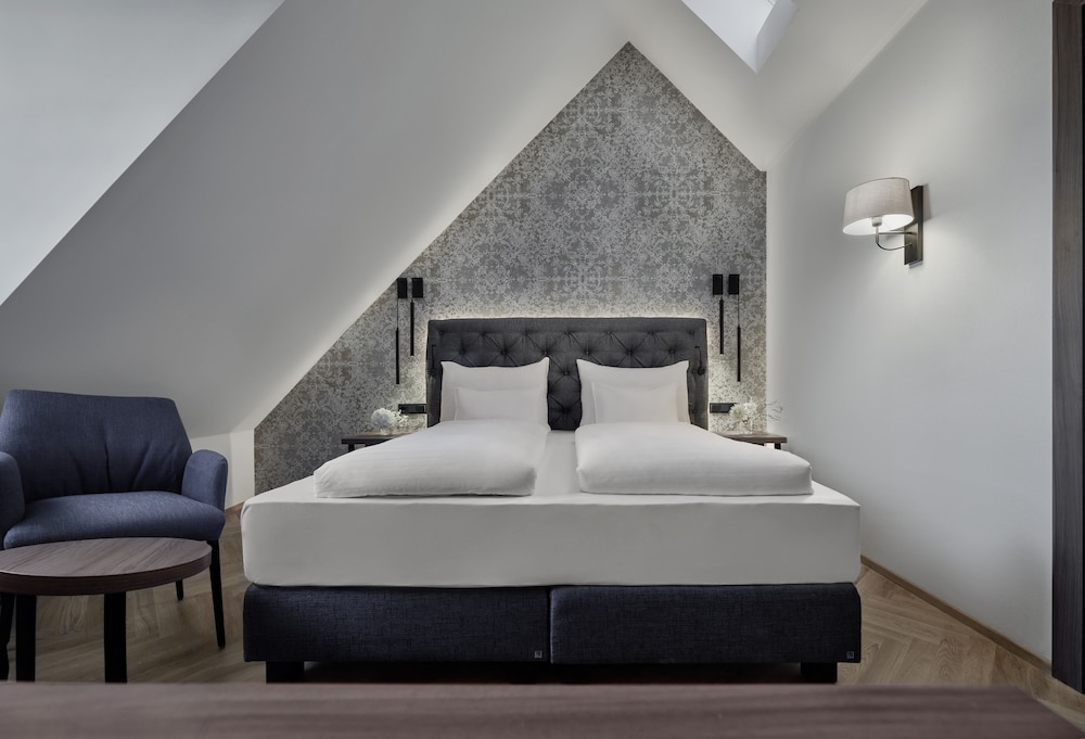 Hotel Schwarzer Adler 26/48