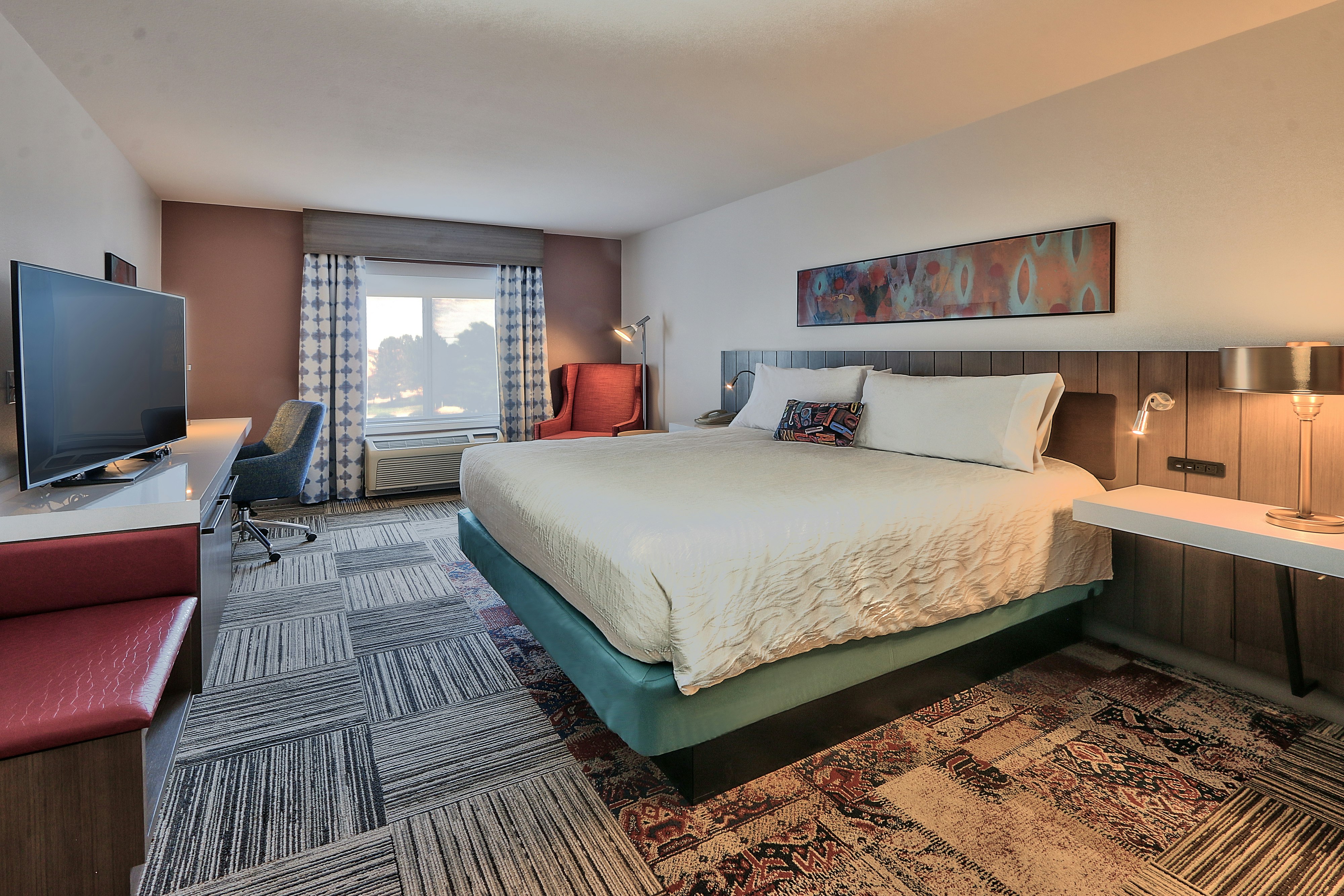 ROOM, KING BED