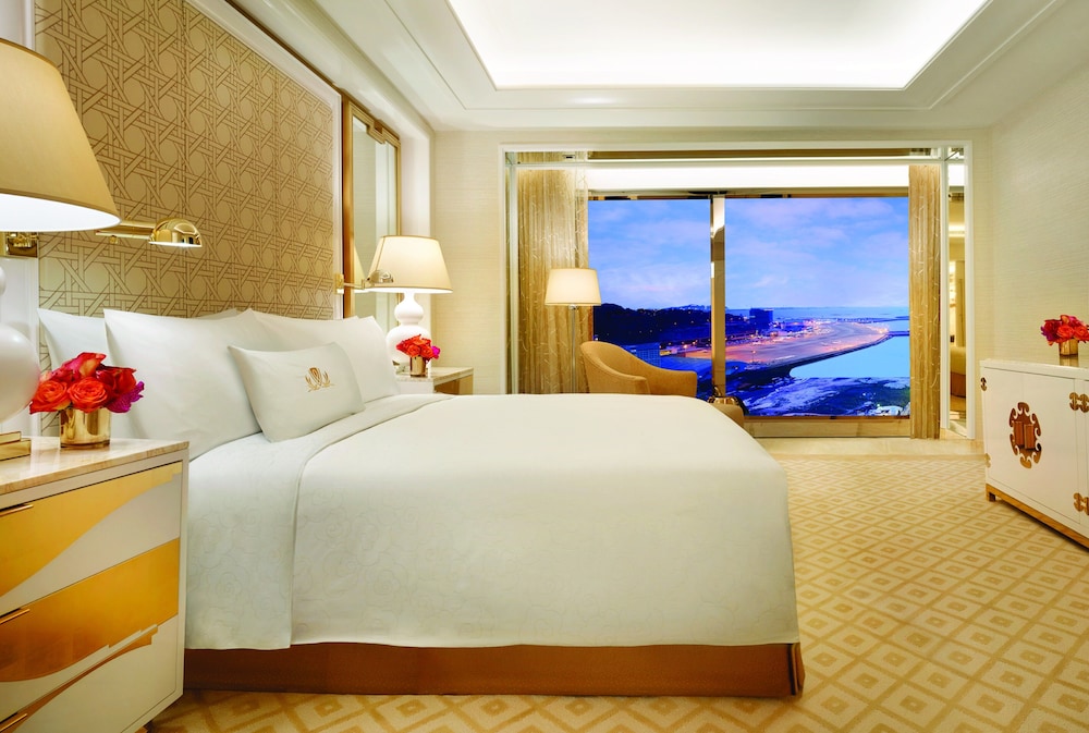 Executive, Suite, King Bed