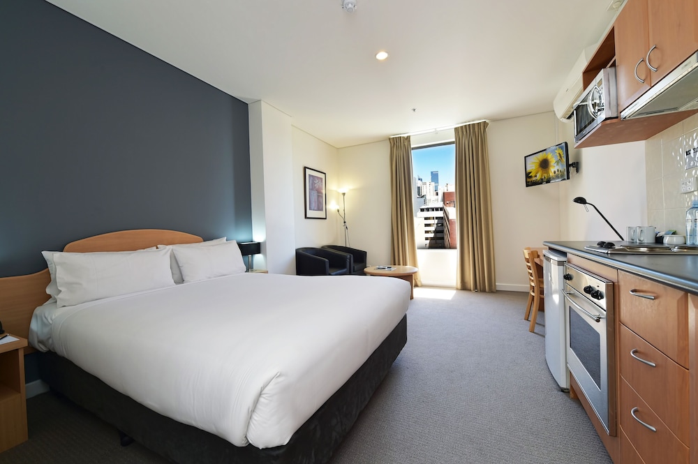 All Suites Perth 43/94