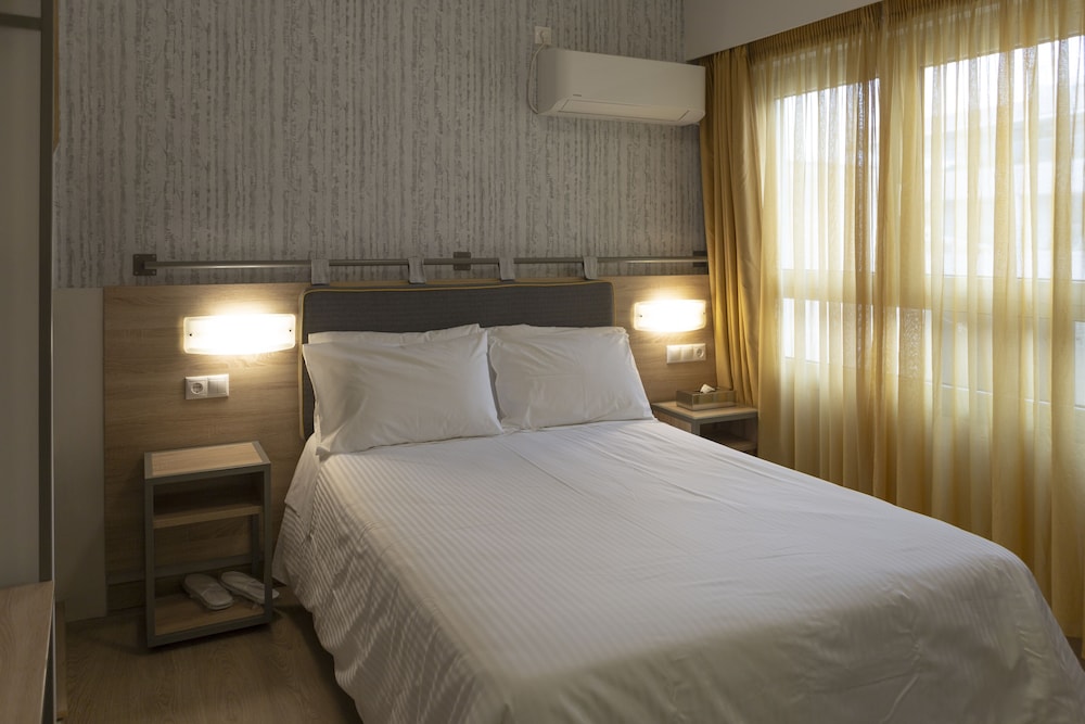 Pan Hotel 16/54