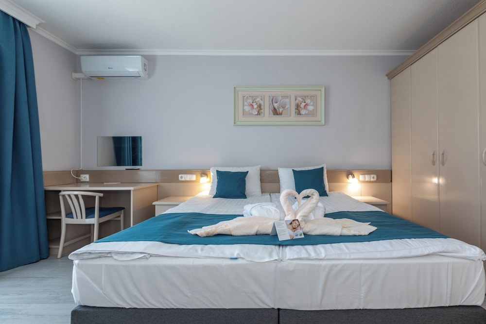 Holiday Club Heviz 14/50