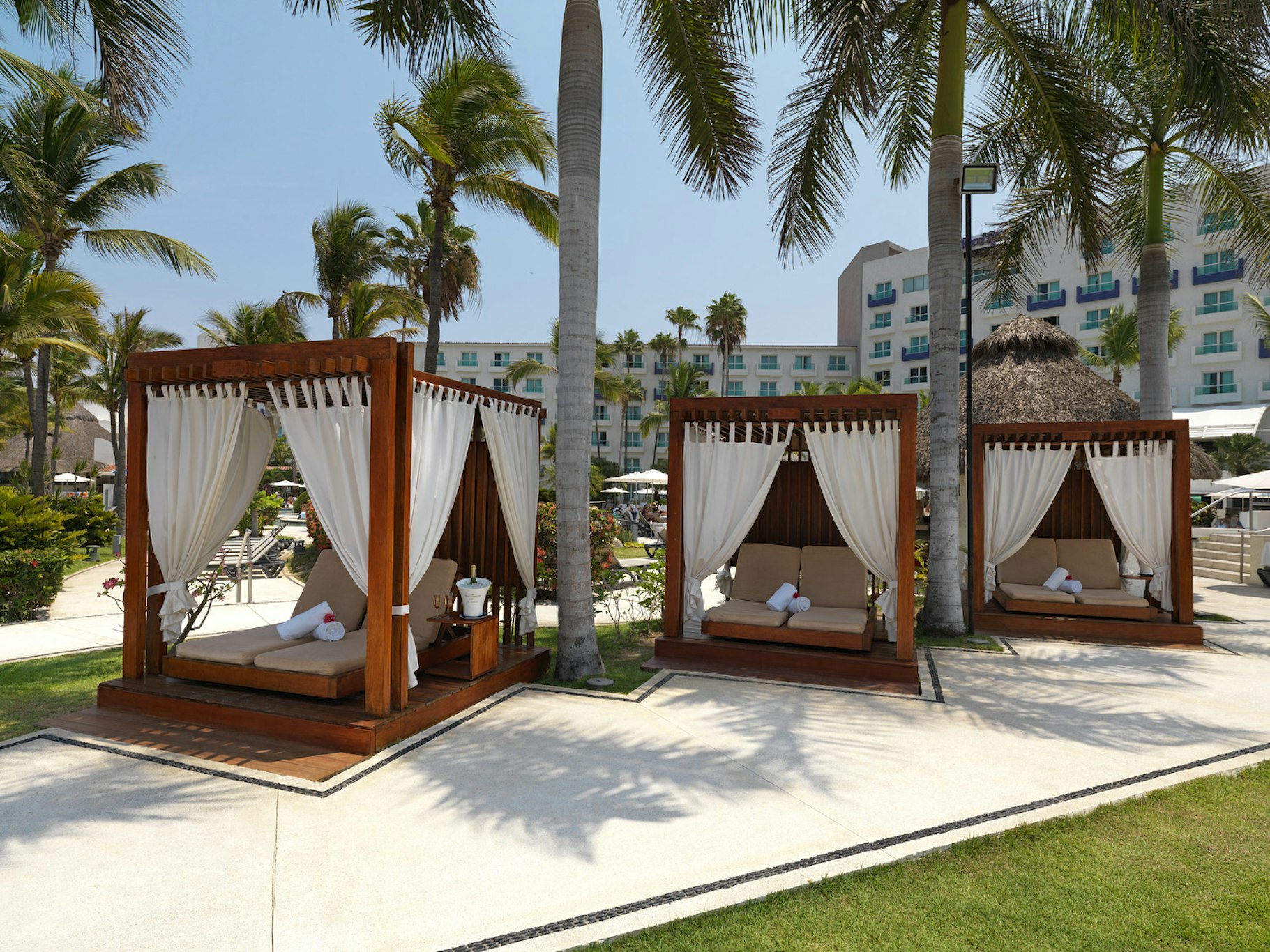 Hard Rock Vallarta 40/47
