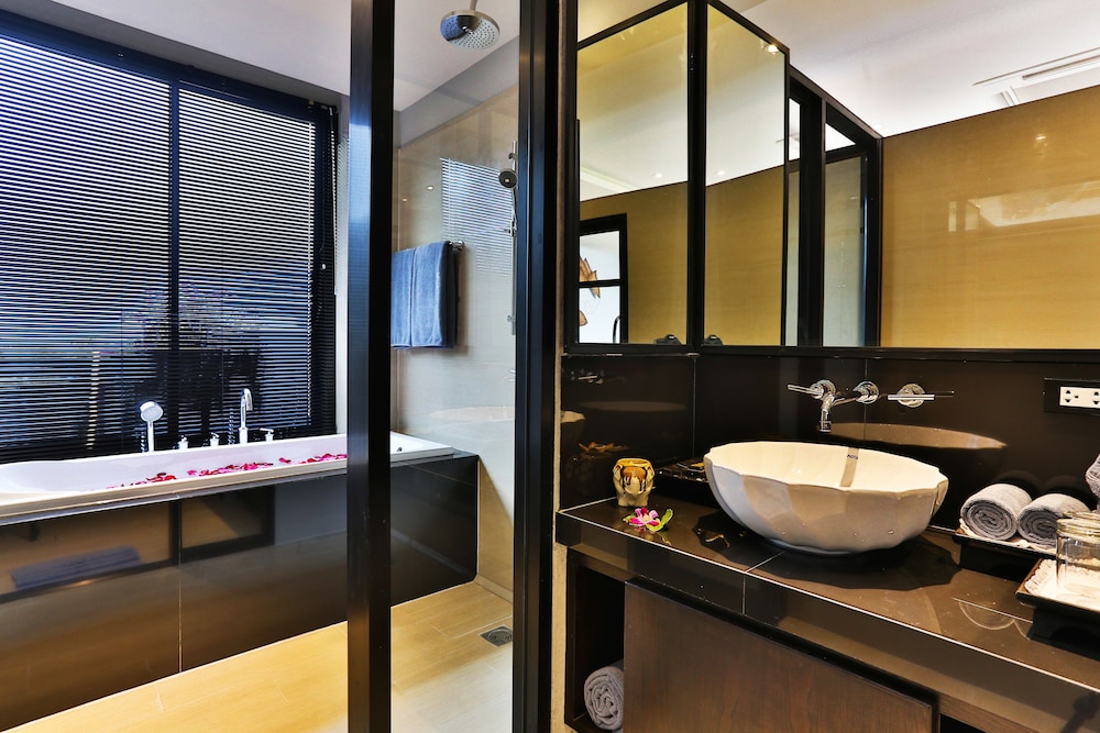 Ayara Kamala Resort Spa 77/77