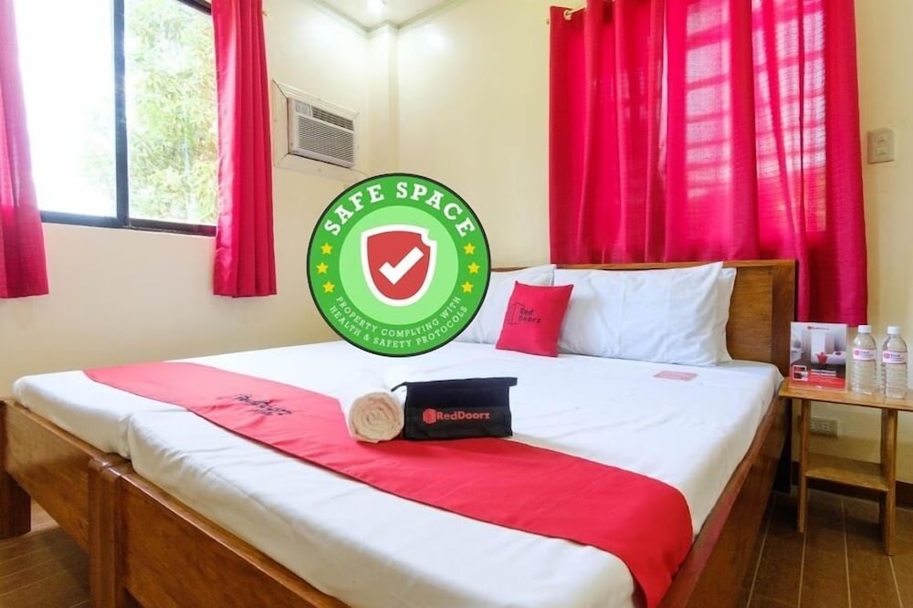 Reddoorz Plus Poblacion District Davao 10/32