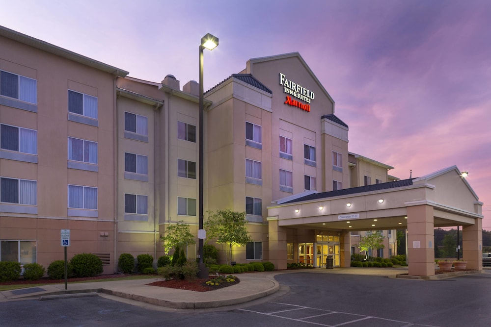 Fairfield Inn Suites By Marriott Gadsden 5/64