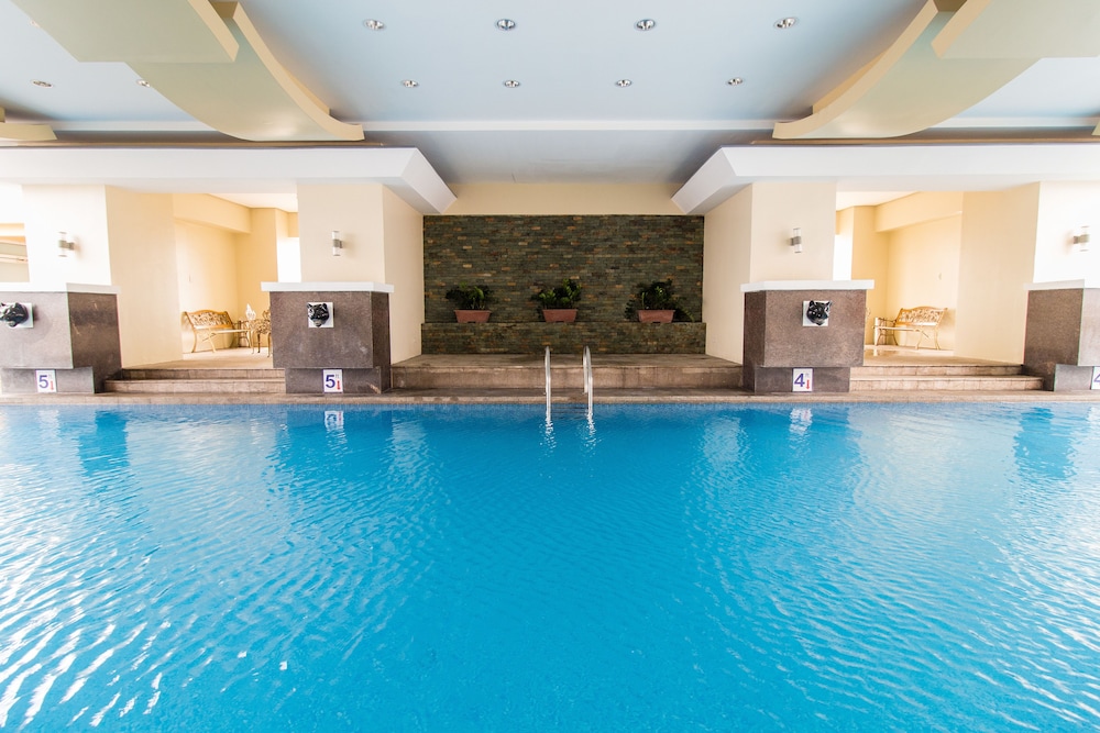 Jmm Grand Suites 26/50