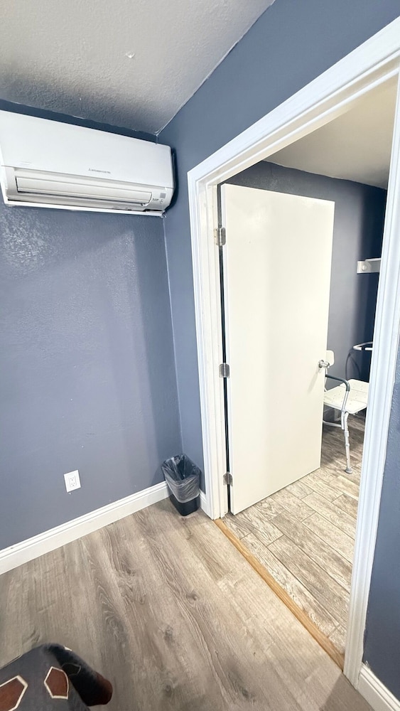 Fireside Inn Santa Cruz 39/63