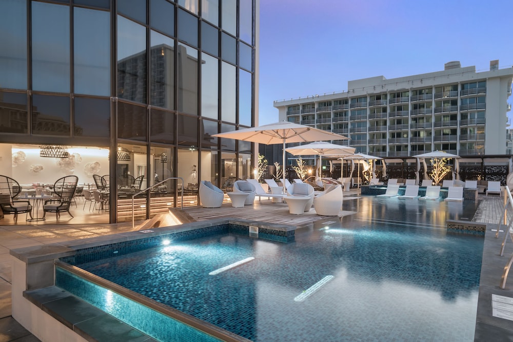 HYATT CENTRIC WAIKIKI BEACH 5/69