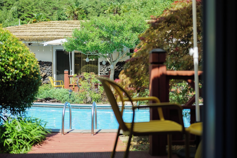 Hansan Marina Hotel Resort 54/63
