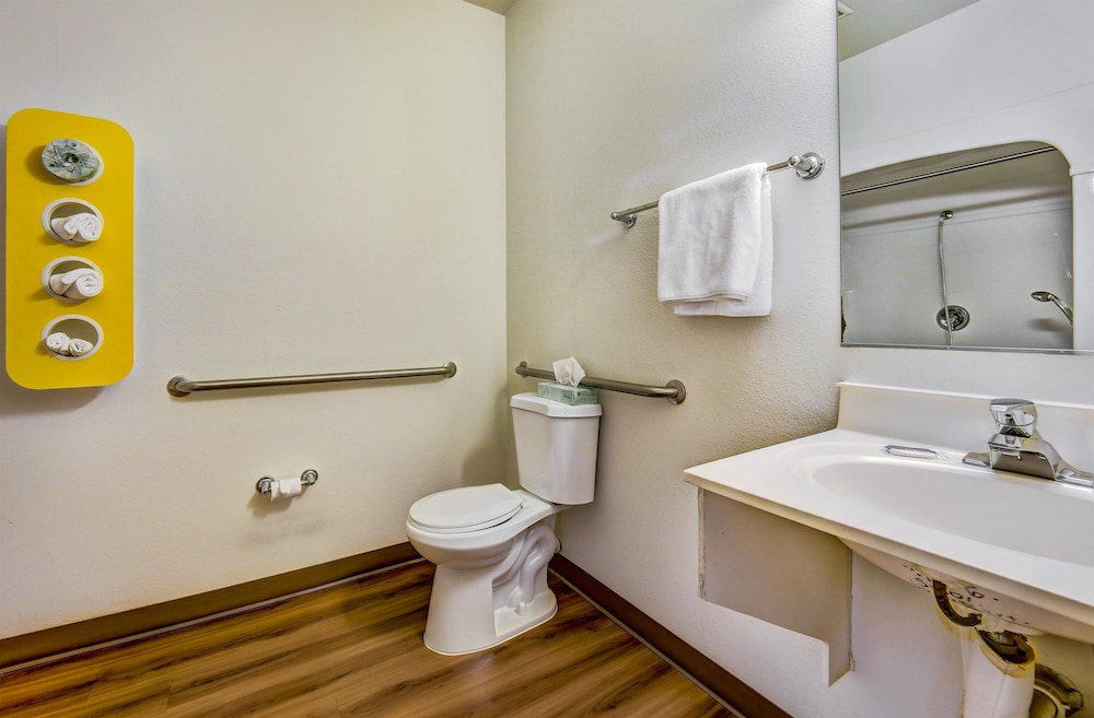 Motel6 Roseburg, OR - I-5 42/44