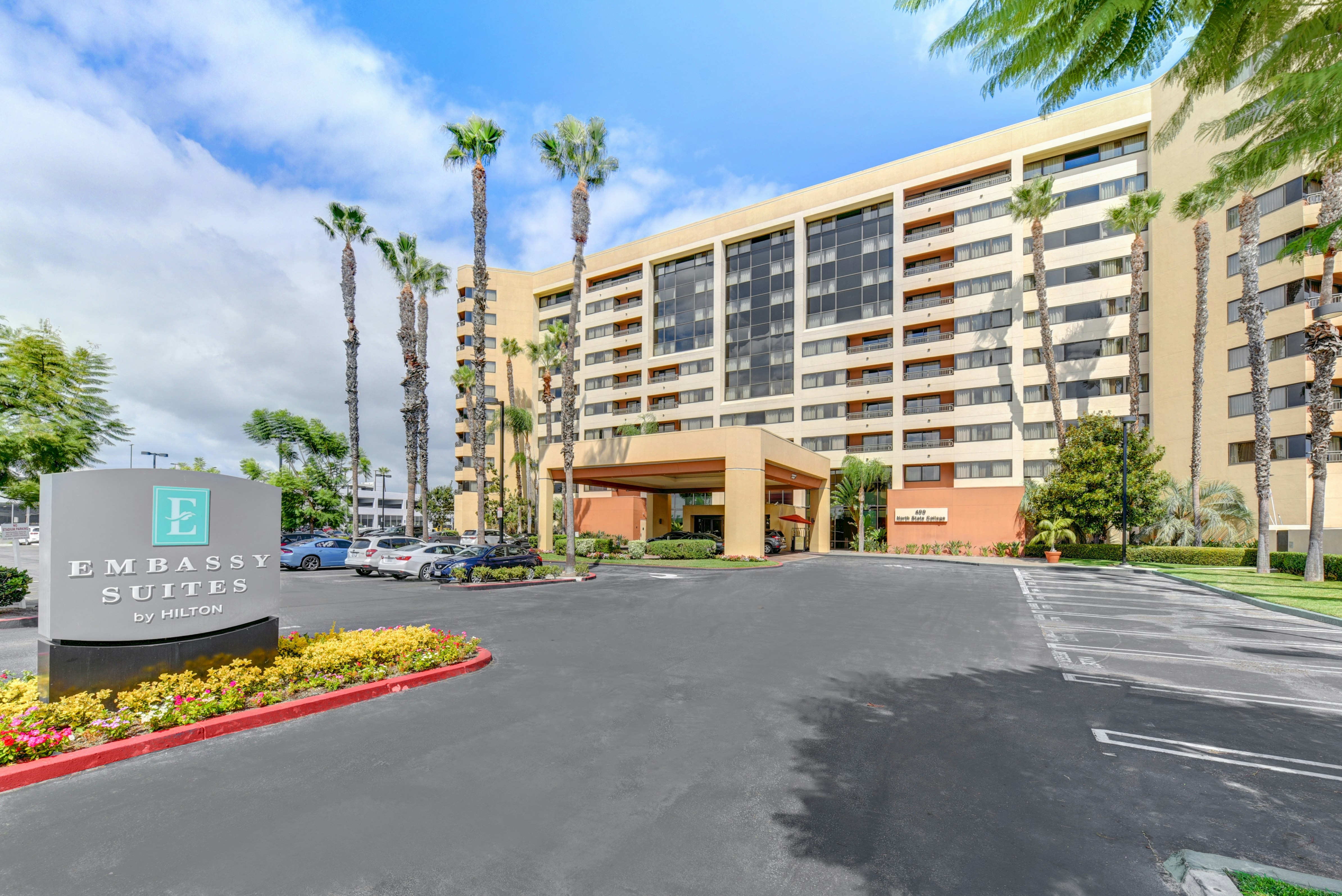Embassy Suites by Hilton Anaheim Orange 53/61