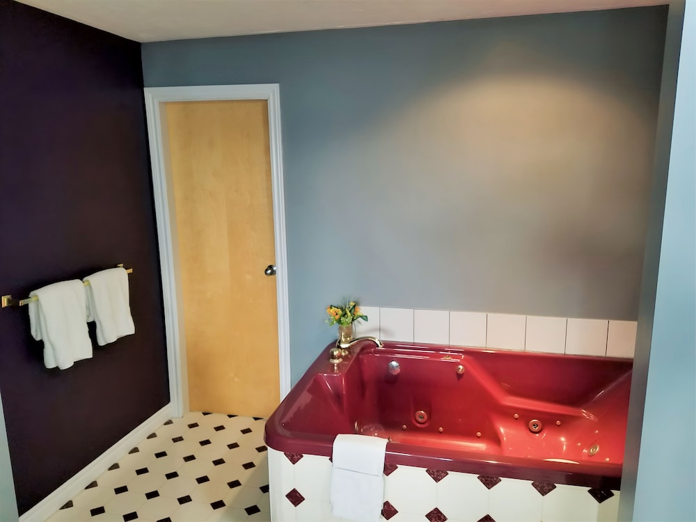 Ramada by Wyndham Florenceville 6/49
