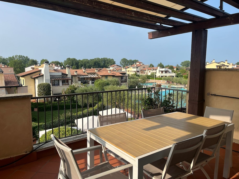 Lugana Village Resort & Sporting Club 47/50