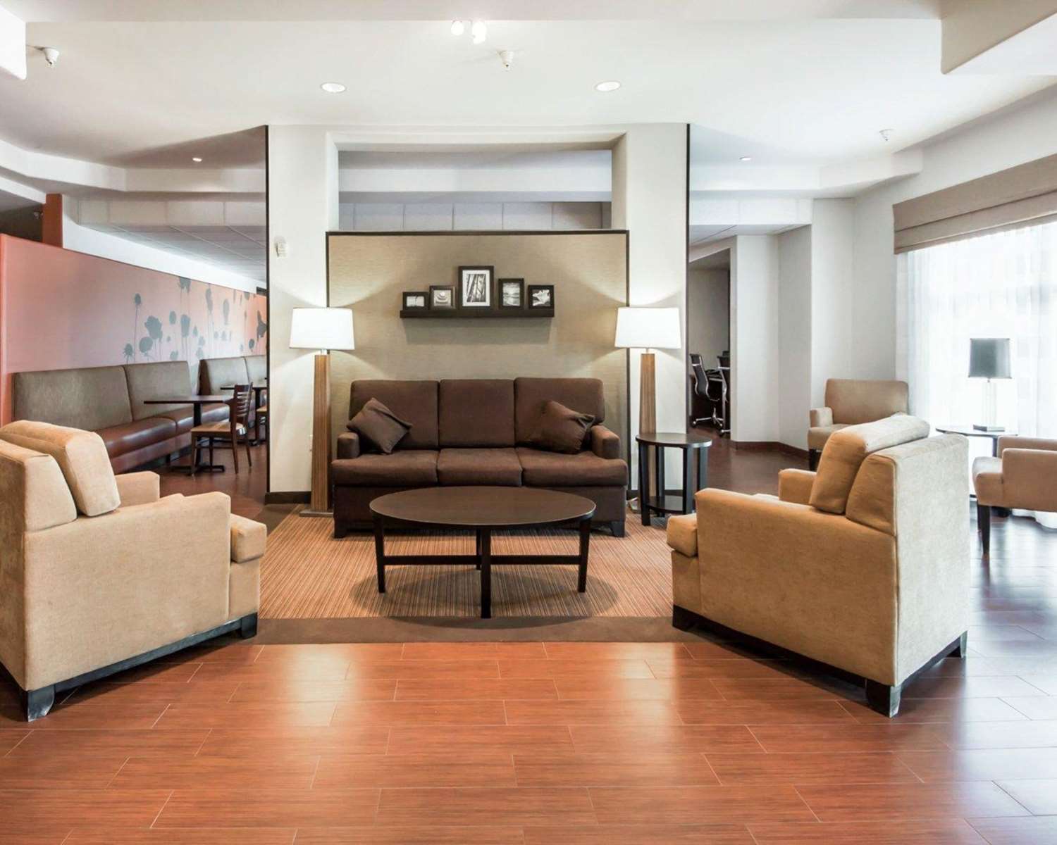 Sleep Inn & Suites Hennessey 27/38