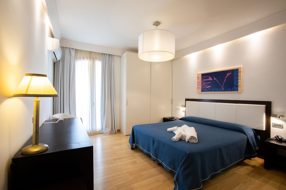 Hotel Aurora E Del Benessere 23/70