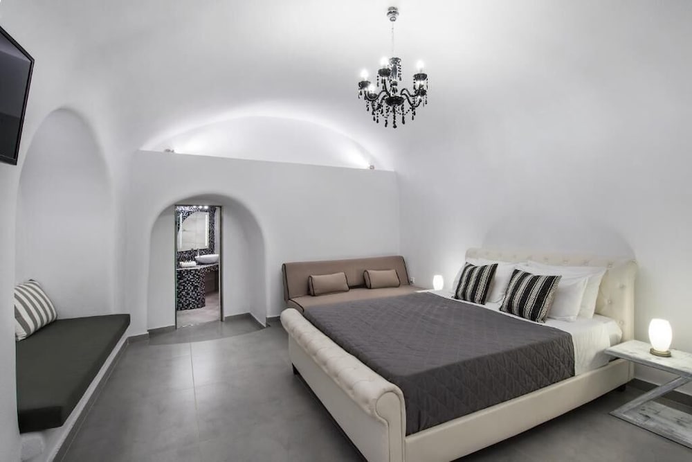 Leta Santorini 23/50