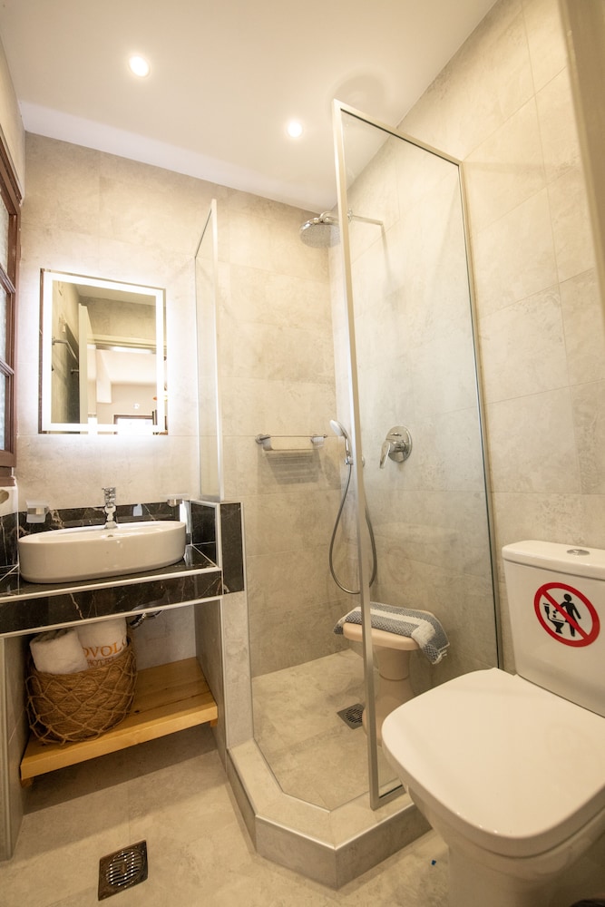 Hovolo Hotel Apartments 50/50