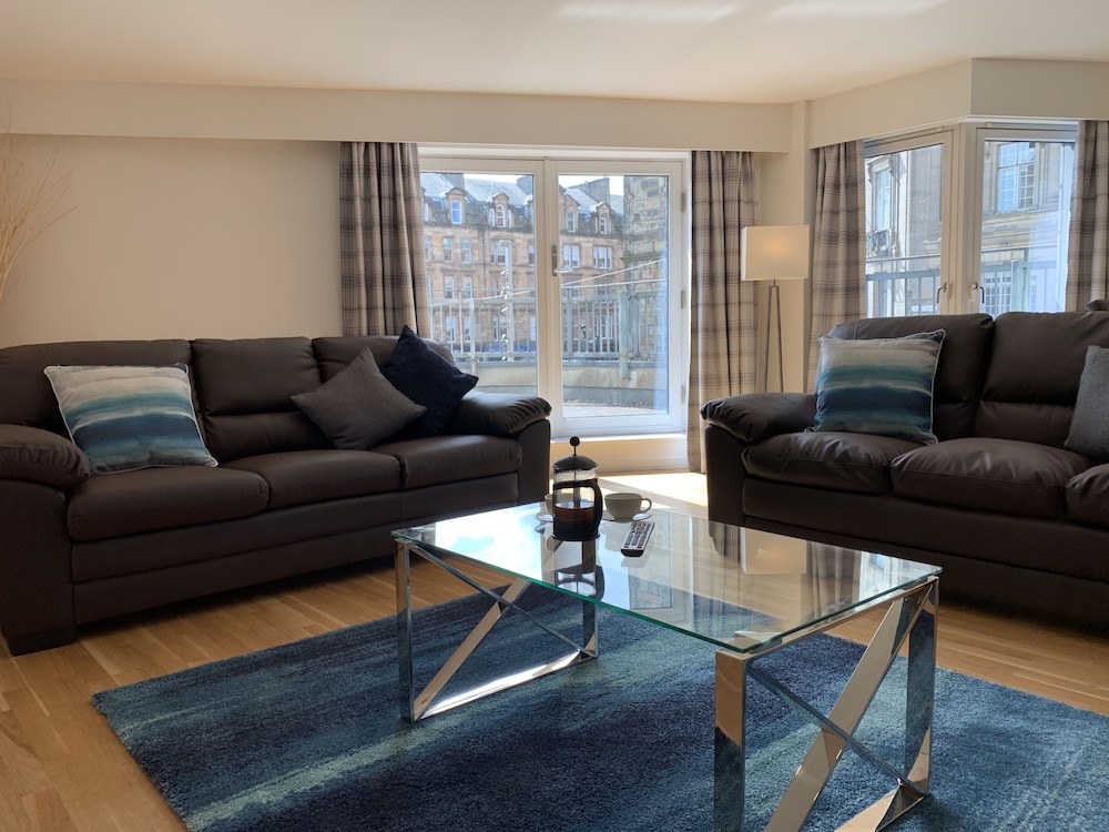Tolbooth Apartments 29/49