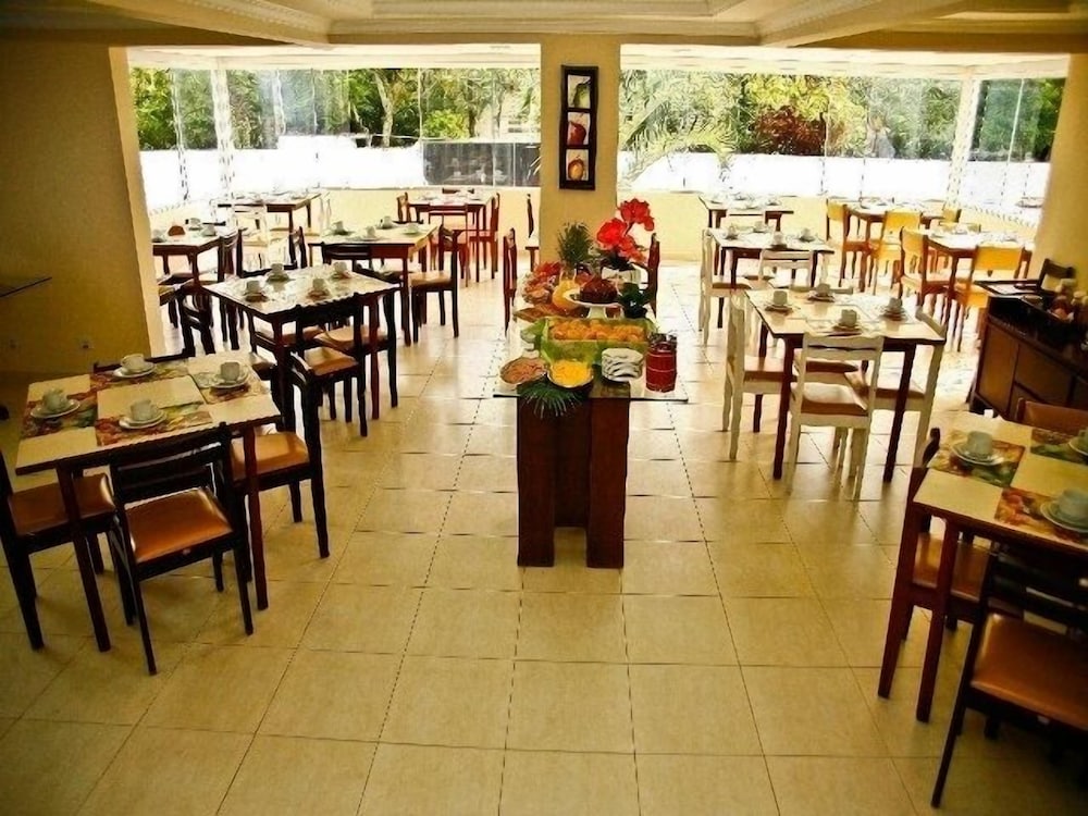 Charme Hotel Guarujá 54/70