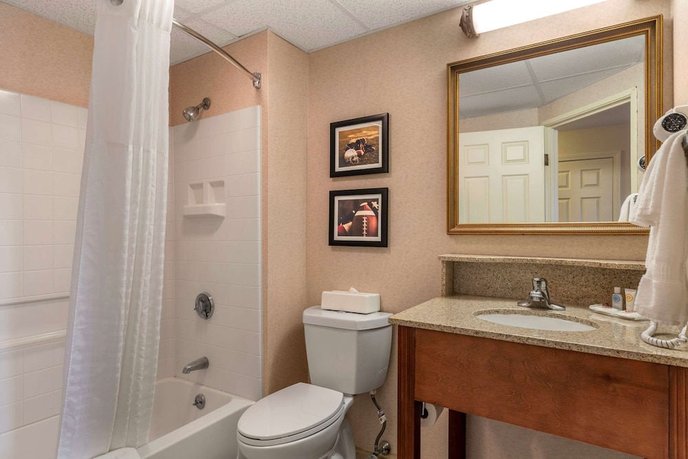 Comfort Inn Foxboro - Mansfield 10/38