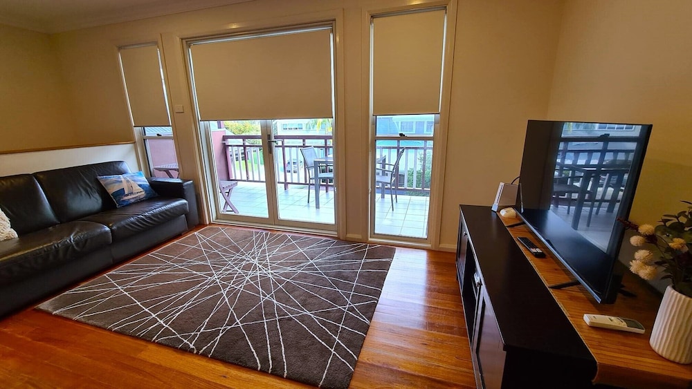 Mercure Lake Macquarie Raffertys Resort 50/74