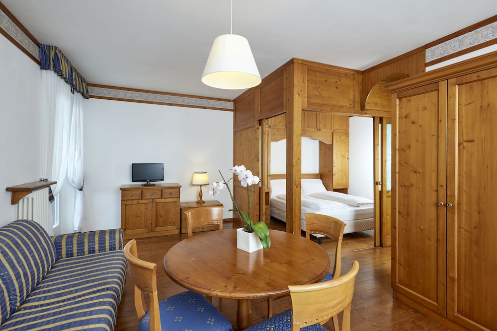 GRAND HOTEL MISURINA 64/87