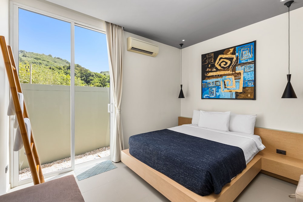 3 BEDROOMS, SUPERIOR, VILLA