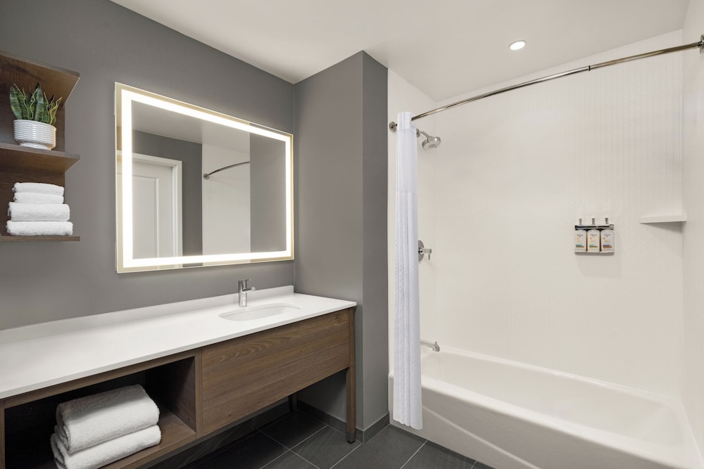 Staybridge Suites Orlando Universal Blvd By Ihg 49/50