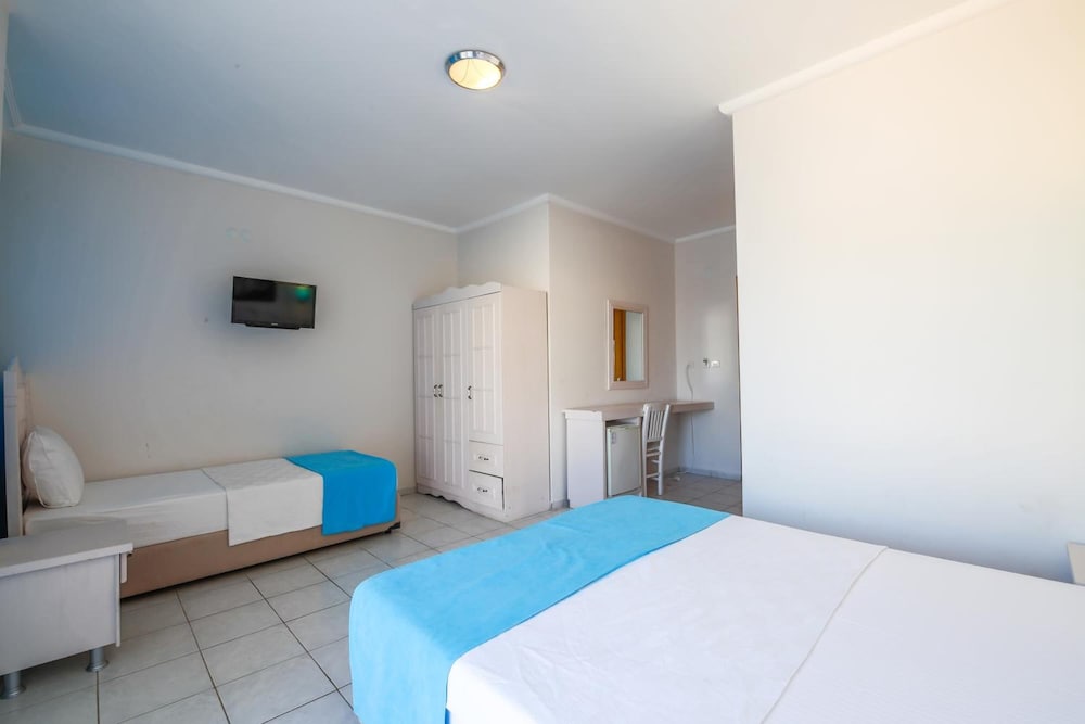 Bora Hotel 26/49