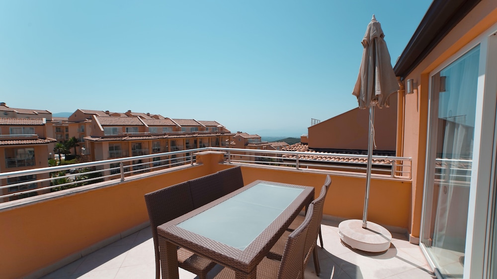Unique Hotel Residence and Spa 56/57