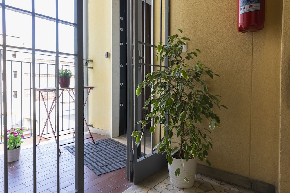 La Piccola Perla - Central Station 27/30