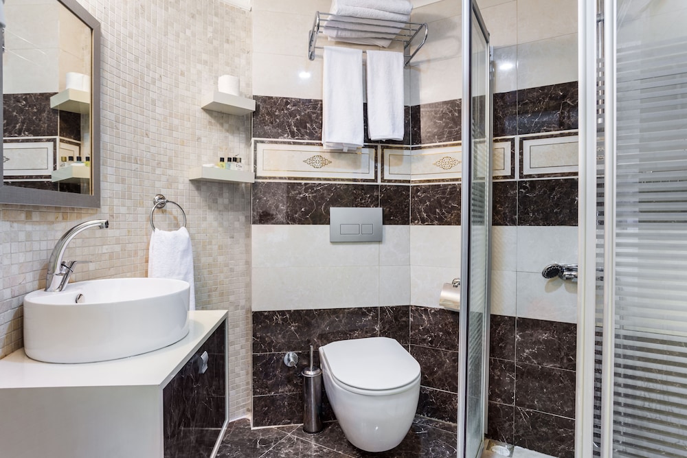 AYHAN HOTEL 13/41