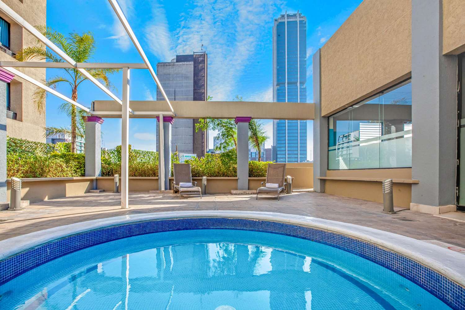 swimming pool spa
