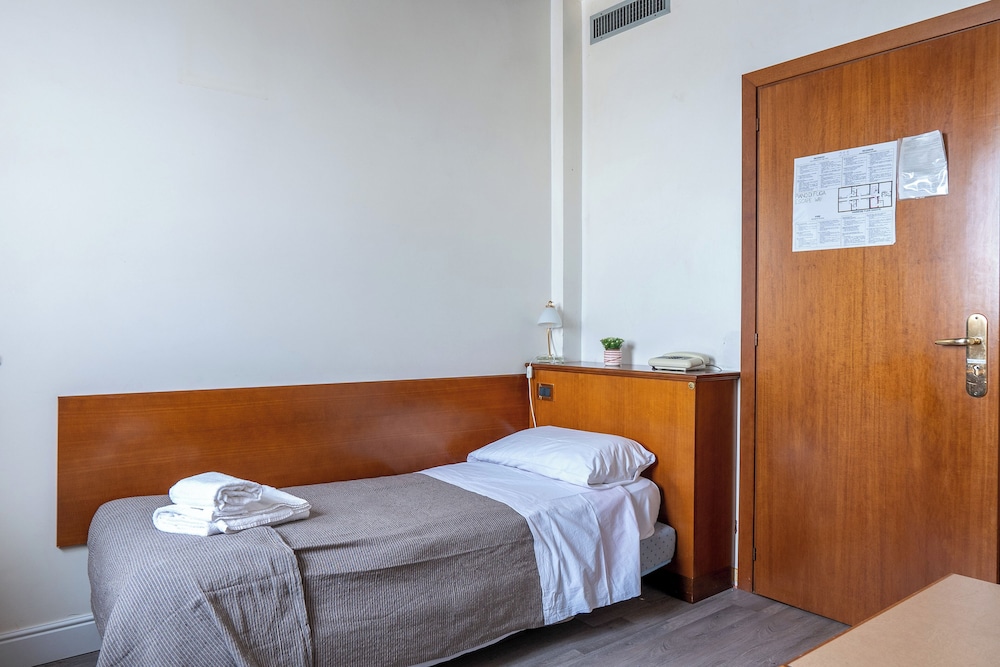 Hotel Villa Sara 26/60