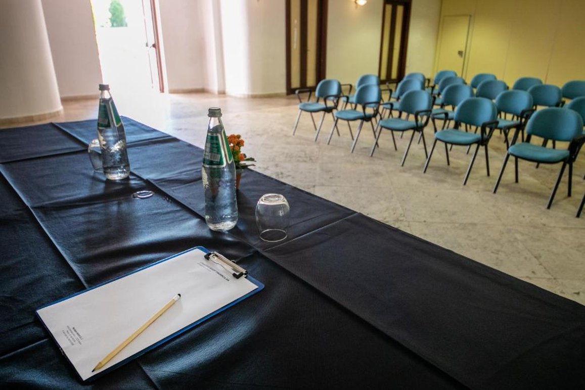 Phi Hotel Sighientu 15/18