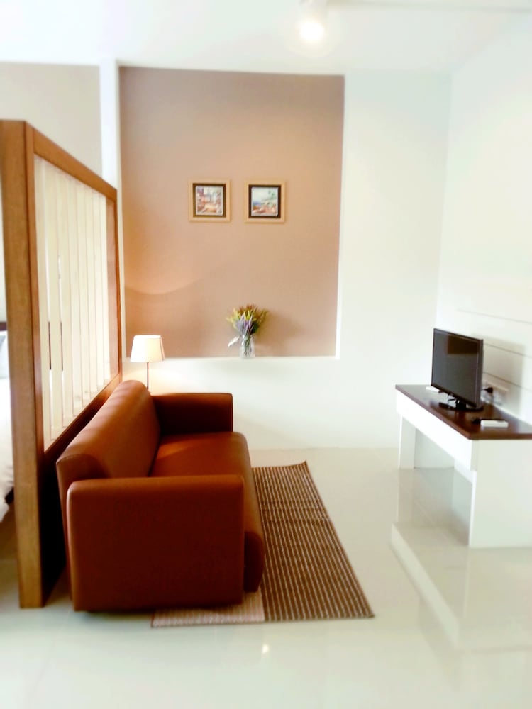 Wealth 30Th Apartment 35/41